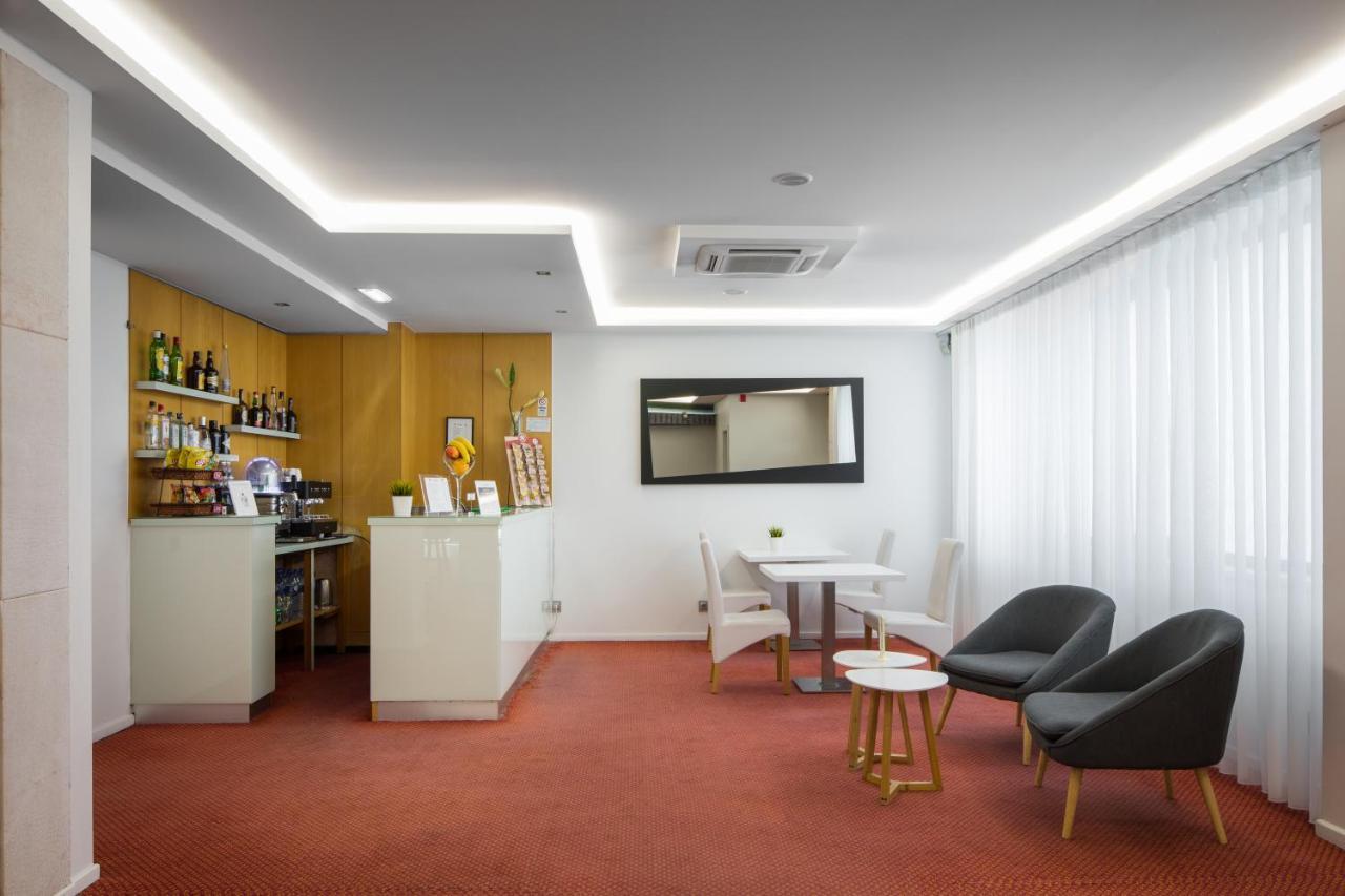 Hotel Lara Valenca Esterno foto